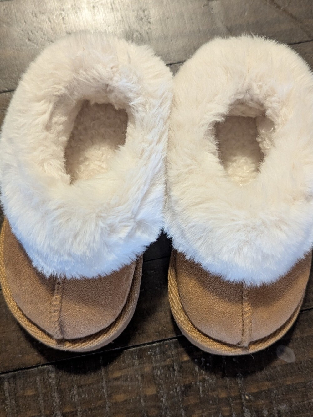 Baby Cozy Faux-Fur Lined Slippers - Tan and Cream Size 4